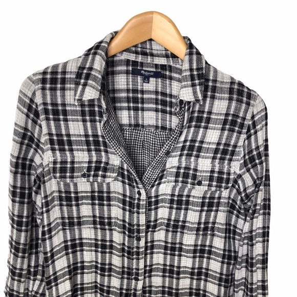 Madewell Ex-Boyfriend Shirt in Kemp Plaid Size Small White Black Style C9635 - Picture 4 of 9